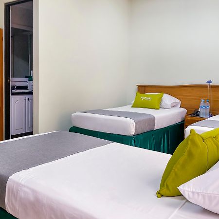Ayenda 1140 Roma Plaza Hotel Манисалес Екстериор снимка